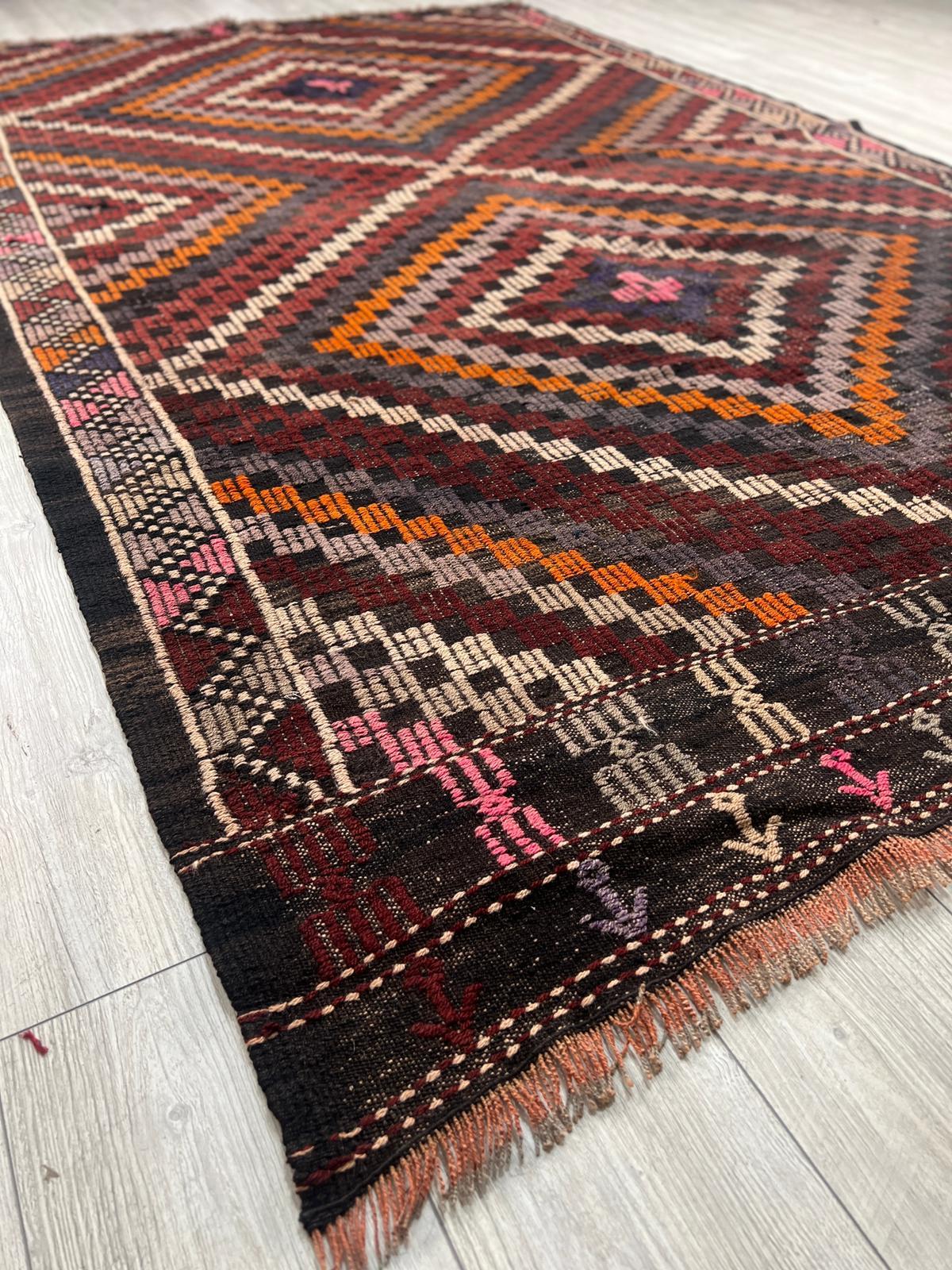 El Dokumasi Halı Kilim Yolluk Paspas Ölçü 285X178 Cm