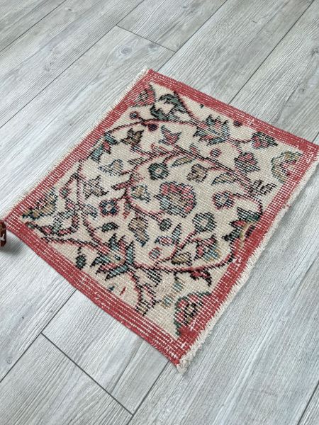 El Dokumasi Halı Kilim Yolluk Paspas Ölçü 50X44 Cm