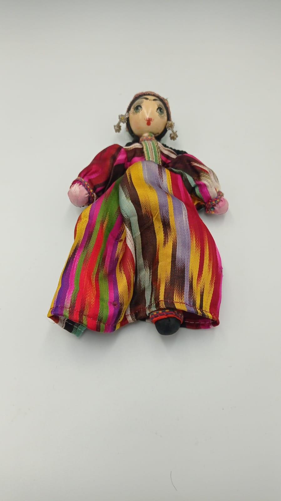 El Yapimi Bez + Ahşap Bebek Genç Kiz Ölçü 22X13 Cm