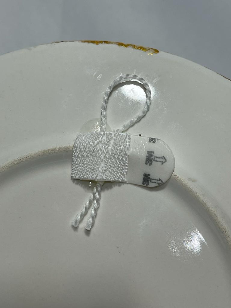 Altın Yaldız El İşlemeli Porselen Duvar Tabağı Çap 21Cm Aoa Ölçü 21Cm Çapi