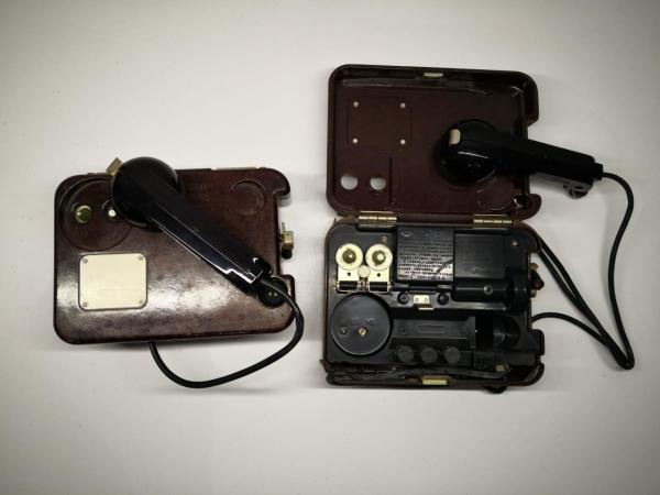 Sifir Antika Çalişir Durumda Sahra Telefonu Aoa Ölçü 22X16Cm 6Cm Yükskeliği