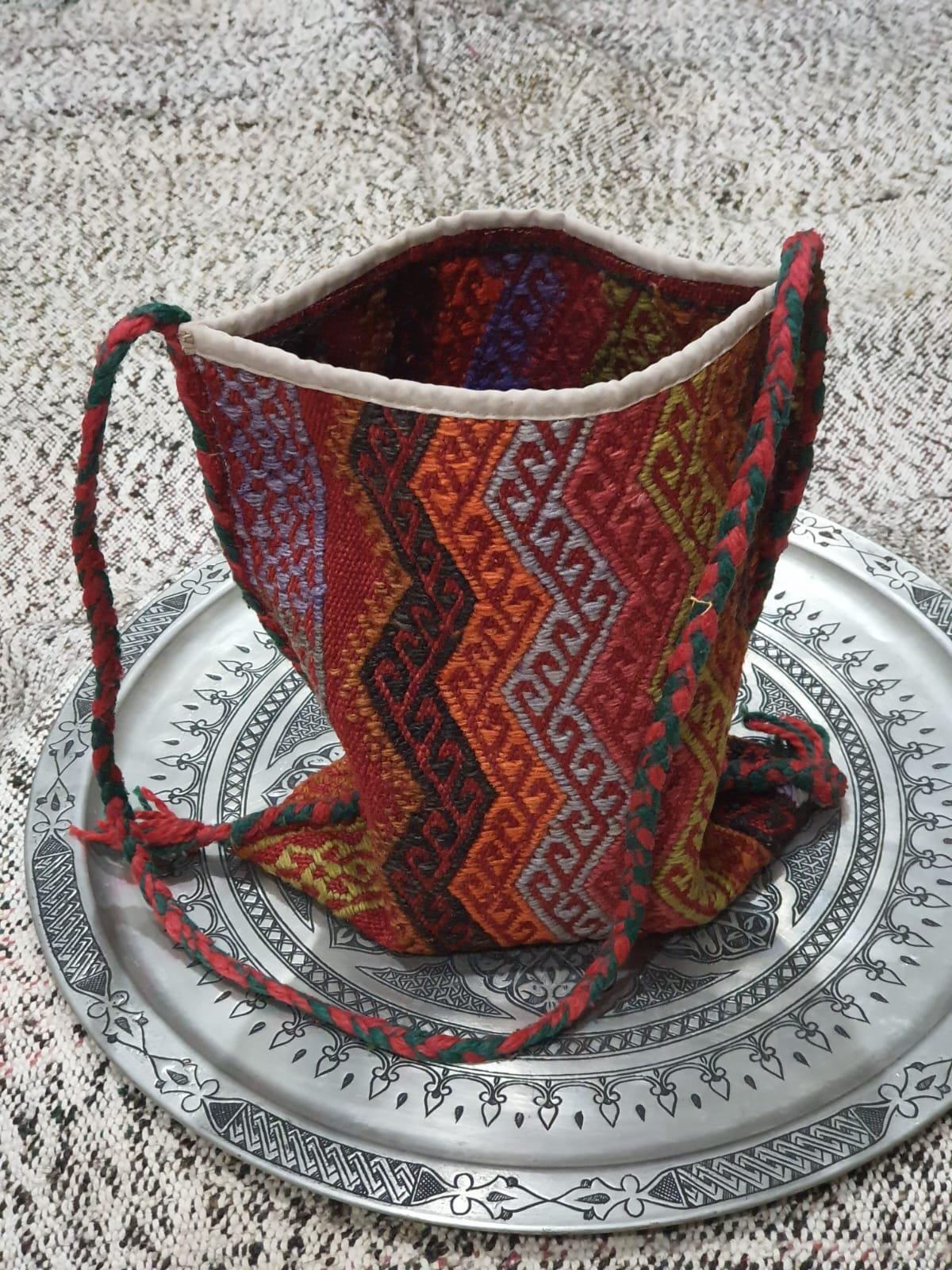 Anadolu İşi El Dokumasi Çanta Aoa Ölçü 24X28Cm