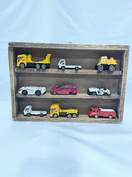 Dekoratif Oyuncak İçin Raf Aoa Ölçü 30,5X21Cm