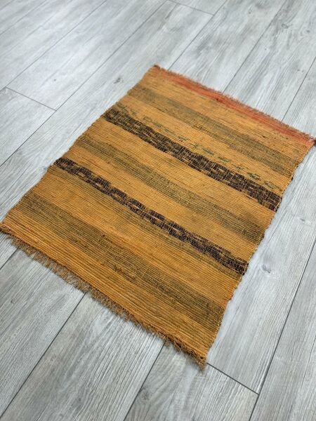 El Dokumasi Halı Kilim Yolluk Paspas Ölçü 67X54 Cm