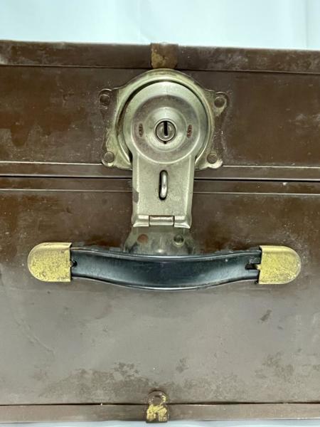 Metal Valiz Aoa Ölçü 76X40Cm 31Cm Yüksekliği