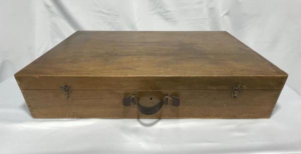 Antika 1930 Lu Yillara Ait Çivisiz Geçme Masif Valiz Aoa Ölçü 94X53Cm 20Cm Yüksekliği