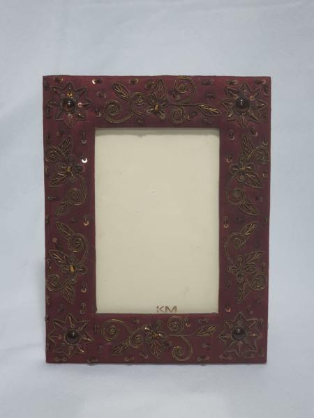 Nostaljik Cam Boncuk Ve Pul İşlemeli Çerçeve Aoa Ölçü 23,5X18Cm