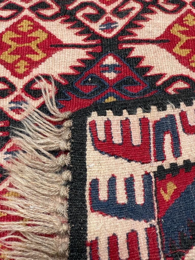 El Dokuma Kilim Aoa Ölçü 105X52Cm