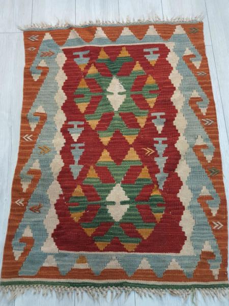 El Dökümani Uşak Kilim Aoa Ölçü 77X111Cm